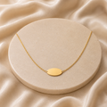 Personalisierte Halskette mit ovaler Gravurplatte –  Gold, Roségold oder Silber