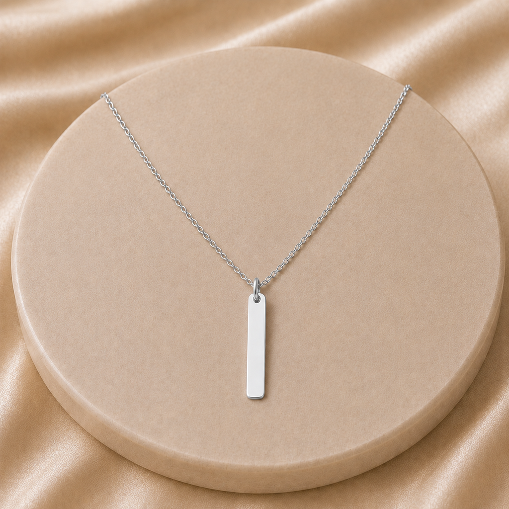 Personalisierte Bar Halskette – Vertikale Gravurplatte in Gold, Roségold & Silber