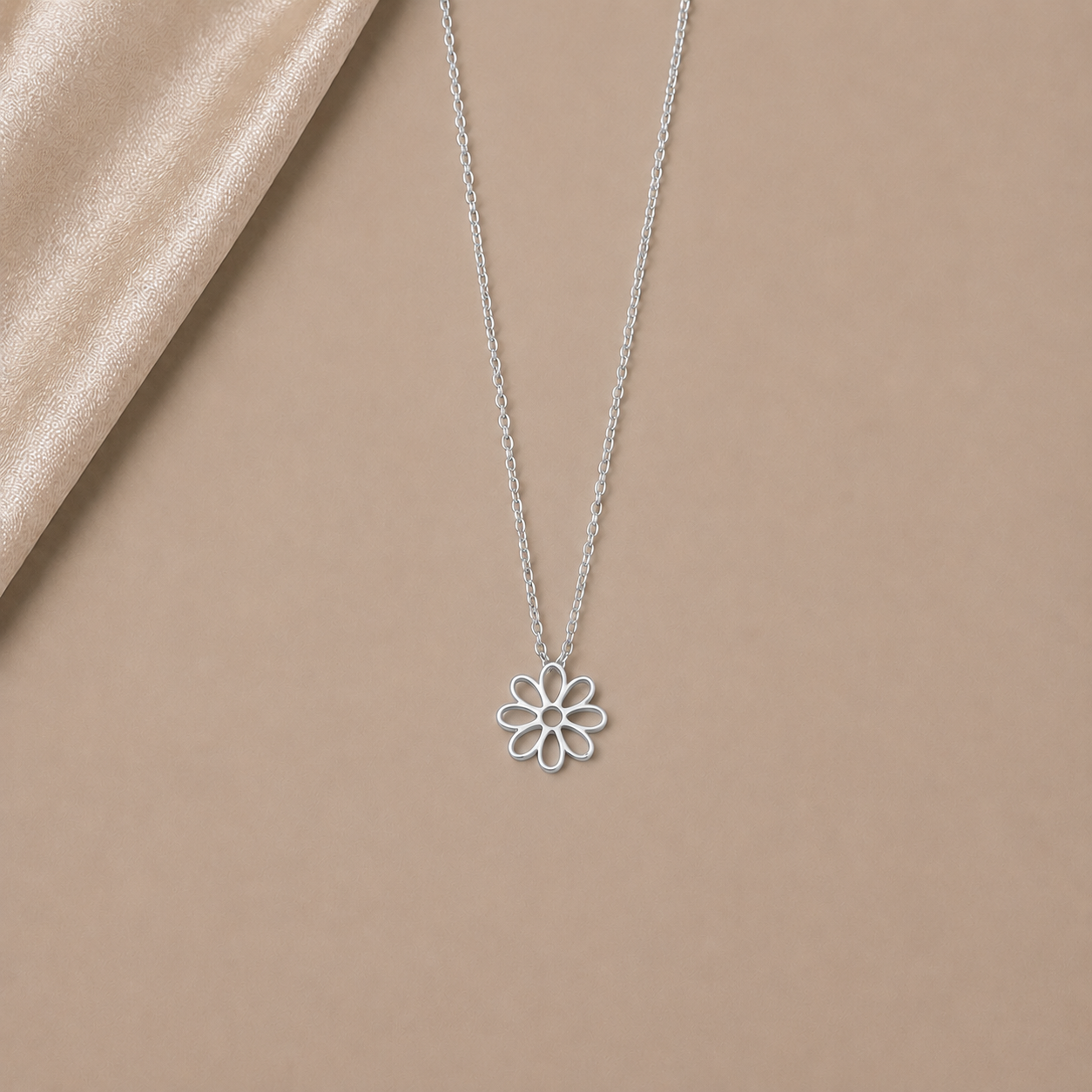 Célinor Bloom – Florale Halskette in Gold, Rosegold & Silber