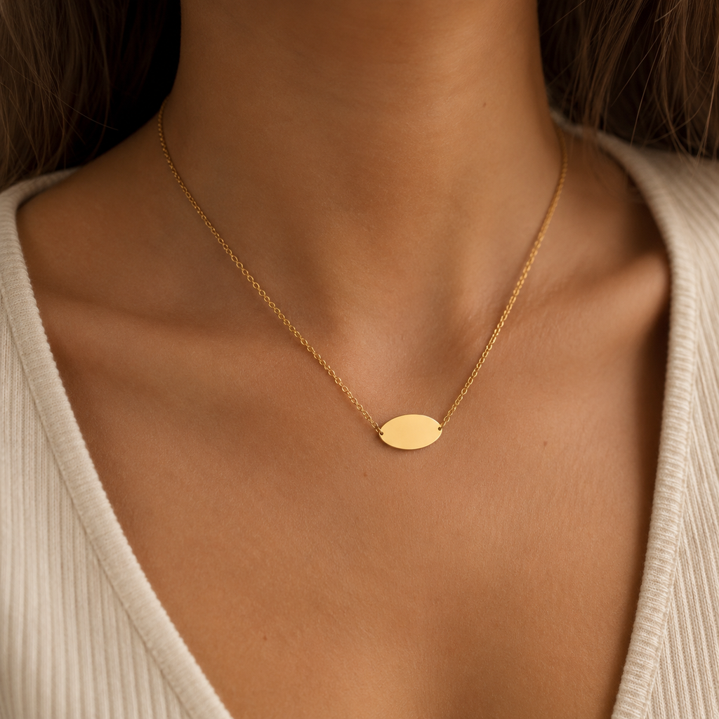 Personalisierte Halskette mit ovaler Gravurplatte –  Gold, Roségold oder Silber