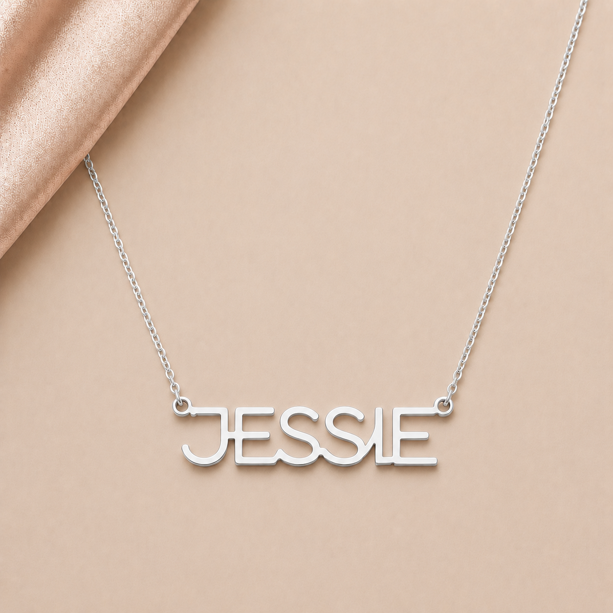 Gotham Bold Individuelle Namenskette Damen – Personalisierter Schmuck mit Wunschname, in 585er Gold 14 Karat